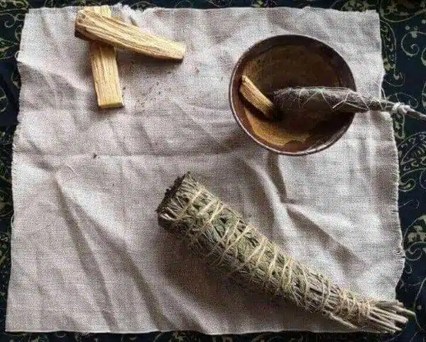 palo santo, bílá šalvěj, vykuřování